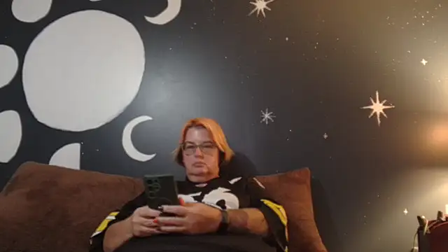 ReneeReigns online show from 18, 9, 2025