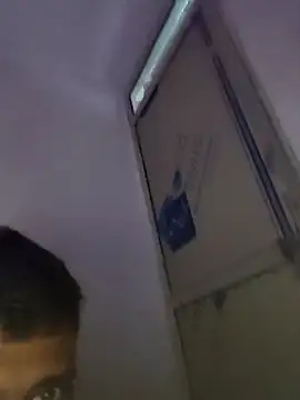 Snapshot of surendersingh123boy chatting on 17, 10, 2025 surendersingh123boy online show from 17, 10, 2025