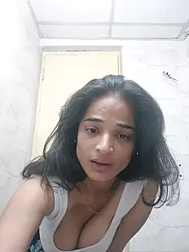 Snapshot of veronica_97 chatting on 9, 11, 2025 veronica 97 online show from 9, 11, 2025