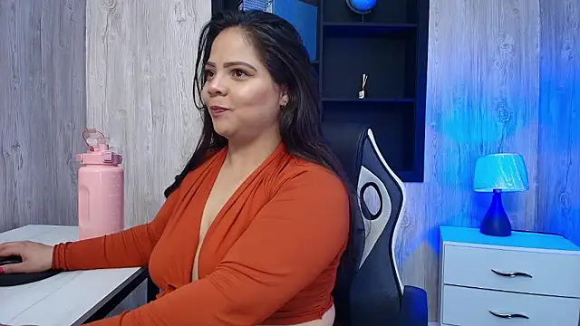 Snapshot of ROUSE_SINCLAIR chatting on 2, 2, 2026 ROUSE SINCLAIR online show from 2, 2, 2026