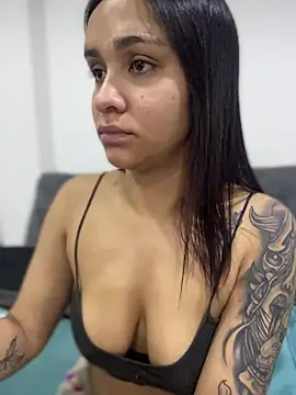 Snapshot of Isabella-Teen chatting on 28, 11, 2025 Isabella-Teen online show from 28, 11, 2025