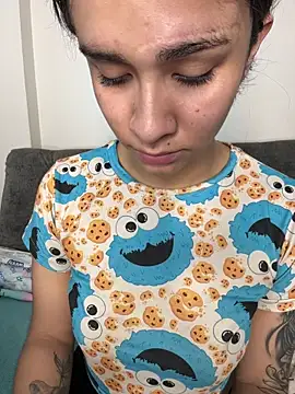 Snapshot of Isabella-Teen chatting on 22, 12, 2025 Isabella-Teen online show from 22, 12, 2025