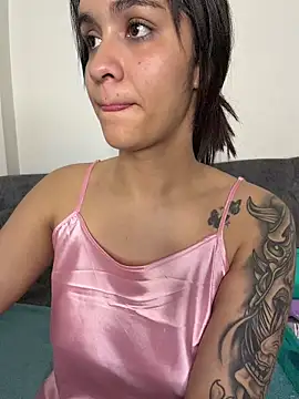 Snapshot of Isabella-Teen chatting on 14, 1, 2026 Isabella-Teen online show from 14, 1, 2026