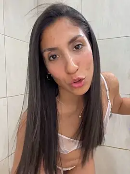 MaddyX   online show from 2, 10, 2025