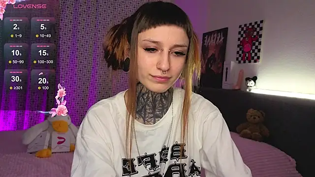 LilithPoison online show from 29, 10, 2025