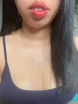 Snapshot of Rose-babyx chatting on 19, 6, 2026 Rose-babyx online show from 19, 6, 2026