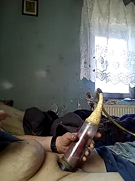 Jarektchurzewski online show from 7, 3, 2026