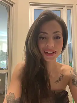 Snapshot of doveinhawaii chatting on 16, 9, 2025 doveinhawaii online show from 16, 9, 2025