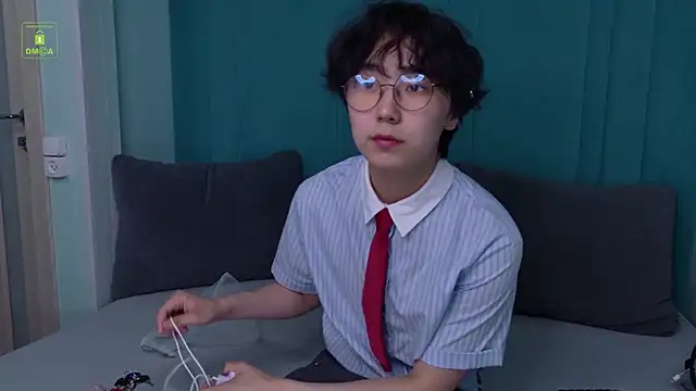 Snapshot of HeejinWang chatting on 9, 7, 2026 HeejinWang online show from 9, 7, 2026