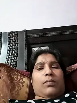Snapshot of aliya-jaan71 chatting on 10, 5, 2026 aliya-jaan71 online show from 10, 5, 2026