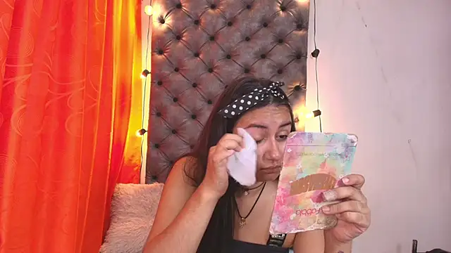 Luna021 1 online show from 14, 1, 2026