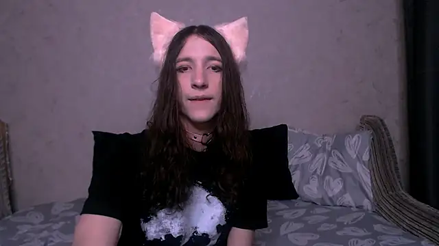 SilverMuse  online show from 4, 10, 2025