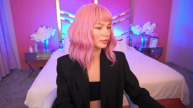 ShyySiren online show from 19, 9, 2025