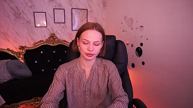 Snapshot of ShyySiren chatting on 19, 4, 2026 ShyySiren online show from 19, 4, 2026