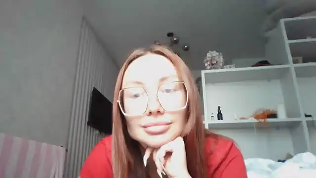 Snapshot of Elyvethh chatting on 1, 11, 2025 Elyvethh online show from 1, 11, 2025