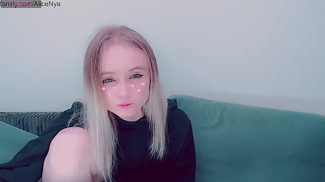 AliceNya cute online show from 26, 10, 2025