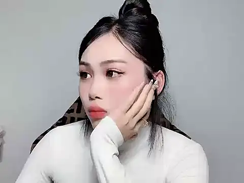 Lyly4757 online show from 15, 1, 2026