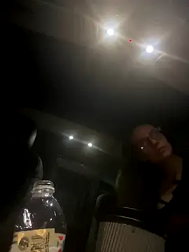 Texxaspearl online show from 5, 10, 2025