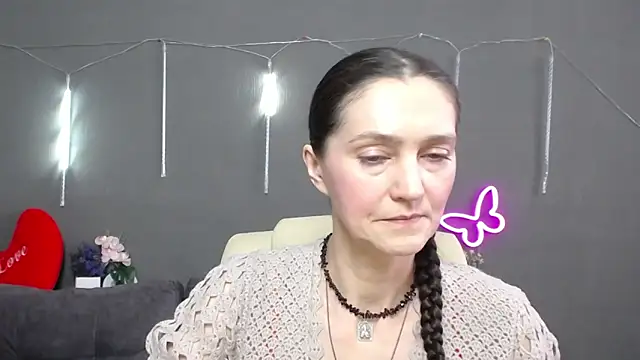 Snapshot of TayaFinch chatting on 12, 3, 2026 TayaFinch online show from 12, 3, 2026