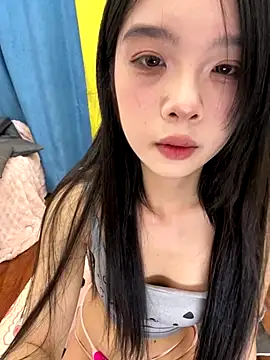 qiqi x online show from 19, 11, 2025