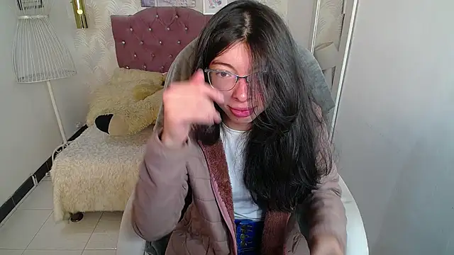 Snapshot of alllyson_ chatting on 21, 10, 2025 alllyson online show from 21, 10, 2025