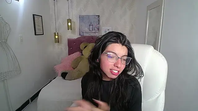 alllyson  online show from 4, 12, 2025