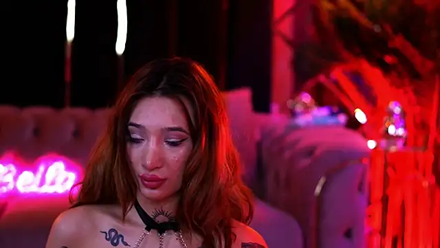 Snapshot of SiennaJayden chatting on 18, 2, 2026 SiennaJayden online show from 18, 2, 2026