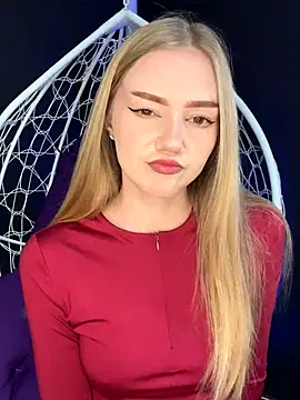 MilaMoone online show from 26, 9, 2025