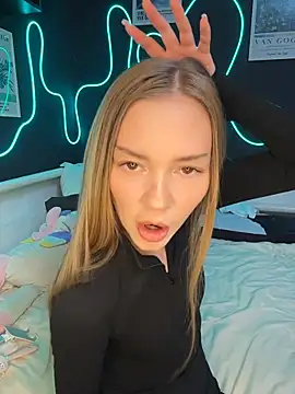 MilaMoone online show from 18, 2, 2026