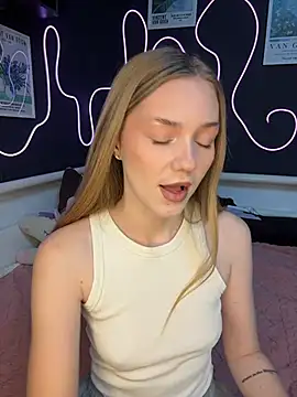 MilaMoone online show from 27, 2, 2026