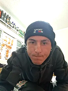 Snapshot of Bottz777 chatting on 10, 10, 2025 Bottz777 online show from 10, 10, 2025