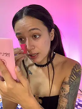 MiQeilaSweet online show from 12, 3, 2026