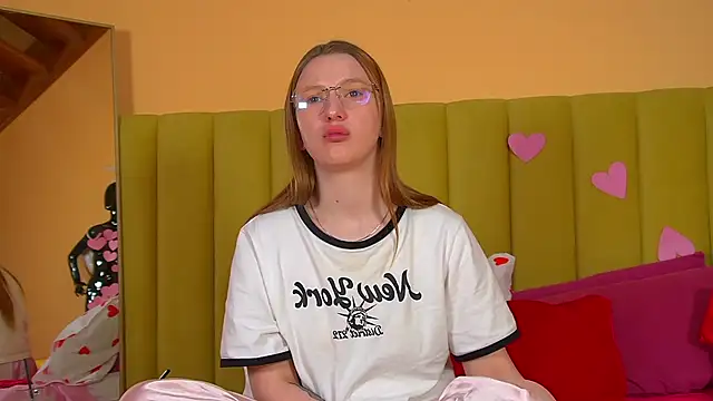 BeatriceBinoche online show from 17, 2, 2026