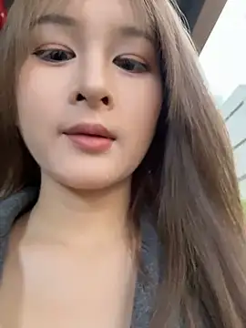 Snapshot of yuki_june chatting on 12, 2, 2026 yuki june online show from 12, 2, 2026