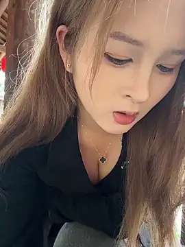 Snapshot of yuki_june chatting on 2, 3, 2026 yuki june online show from 2, 3, 2026