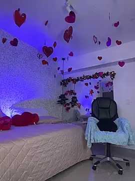 EMILIIA RICHTER   online show from 10, 2, 2026