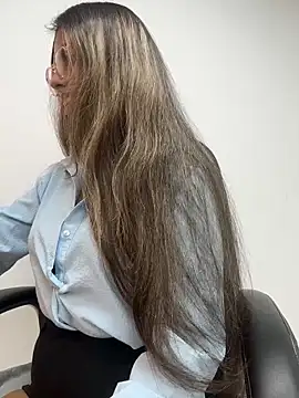 EMILIIA RICHTER   online show from 15, 4, 2026