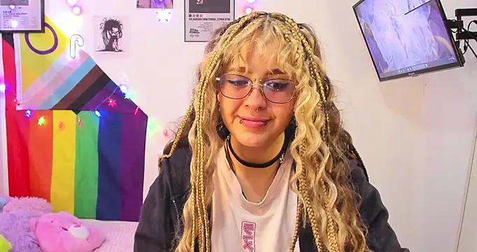 NekoWaifu online show from 29, 11, 2025