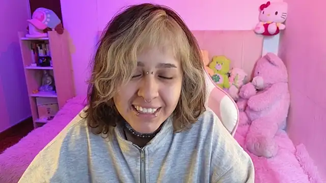Snapshot of NekoWaifu chatting on 23, 3, 2026 NekoWaifu online show from 23, 3, 2026