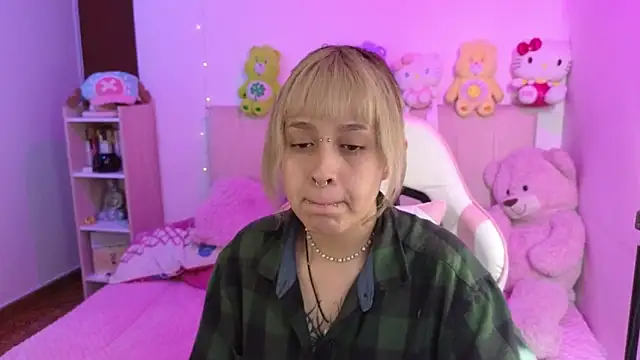 Snapshot of NekoWaifu chatting on 31, 3, 2026 NekoWaifu online show from 31, 3, 2026