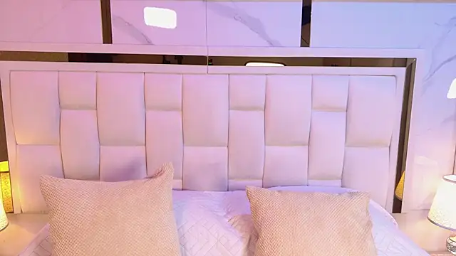 Snapshot of paulina_cano chatting on 21, 2, 2026 paulina cano online show from 21, 2, 2026