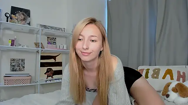 SandyCramerrr online show from 3, 10, 2025