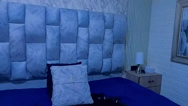 sofiagutierrez   online show from 8, 11, 2025