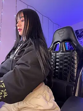 camila1 torres  online show from 5, 2, 2026