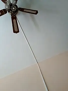 Mikaaa97 online show from 8, 11, 2025