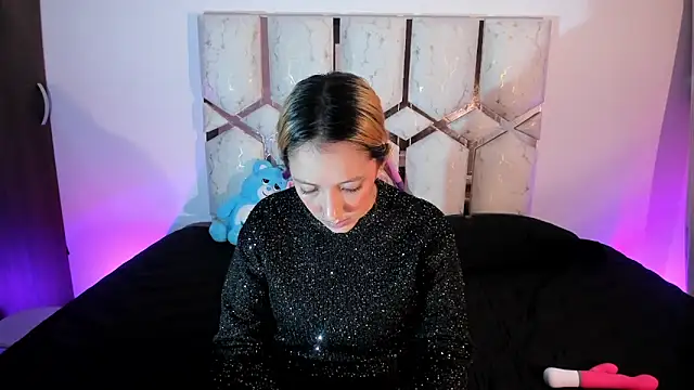 Snapshot of Isa_klein chatting on 20, 6, 2026 Isa klein online show from 20, 6, 2026