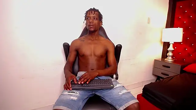 SkylerBigxxx online show from 5, 11, 2025