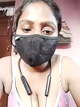 Jasmine Januja online show from 23, 9, 2025