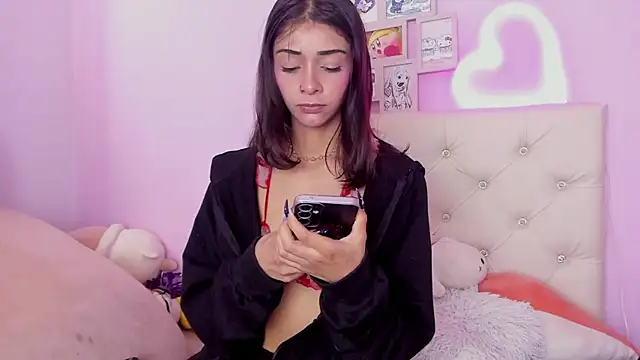 Yuni kim online show from 6, 11, 2025