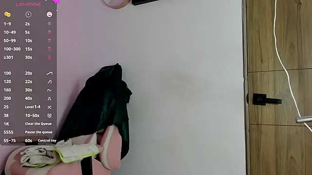 Yuni kim online show from 26, 11, 2025